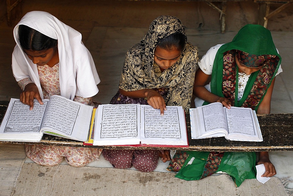 Girls learning Arabic in a medersa (koranic school), Fatehpur Sikri, Uttar Pradesh, India, Asia