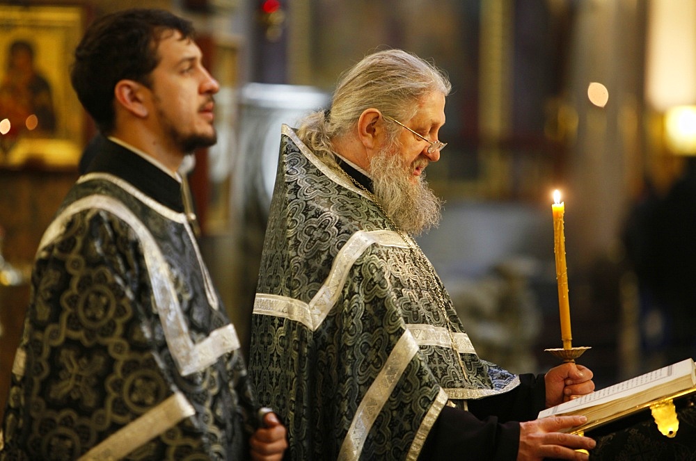 Russian Orthodox Mass, Kazan cathedral, St. Petersburg, Russia, Europe