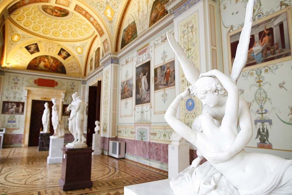 Kiss of Cupid and Psyche, statue by Antonio Canova, Hermitage Museum, St. Petersburg, Russia, Europe