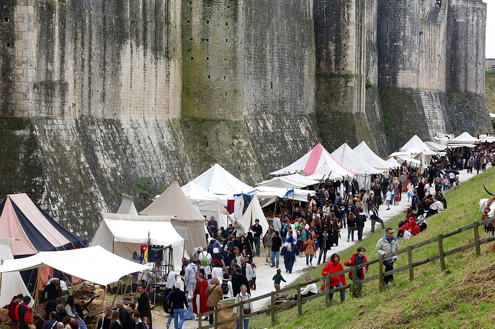 The medieval festival of Provins, UNESCO World Heritage Site, Seine-et-Marne, Ile-de-France, France, Europe