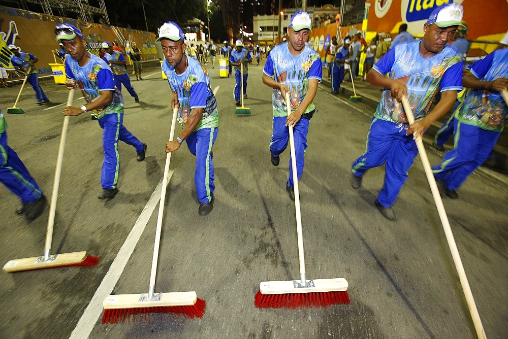 Street sweeping before the official opening of the Salvador carnival, Bahia, Brazil, South America