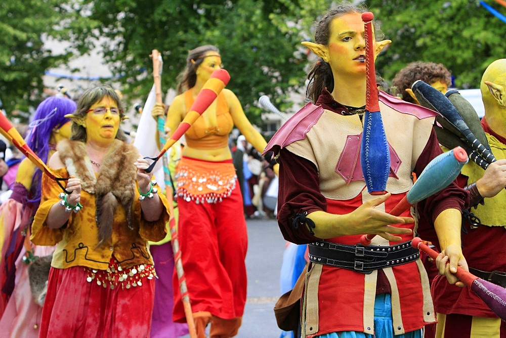 Jugglers in Costume Parade in the medieval festival of Provins, UNESCO World Heritage Site, Seine-et-Marne, France, Europe