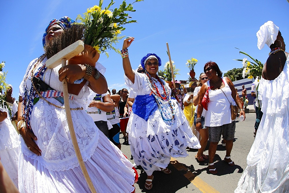 Procession before the Lavagem, washing of the steps of Itapua church, Salvador, Bahia, Brazil, South America