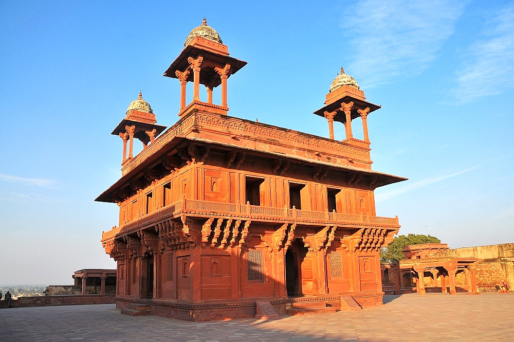 Finely sculpted Palace dating from the 16th century, Fatehpur Sikri, UNESCO World Heritage Site, Uttar Pradesh, India, Asia