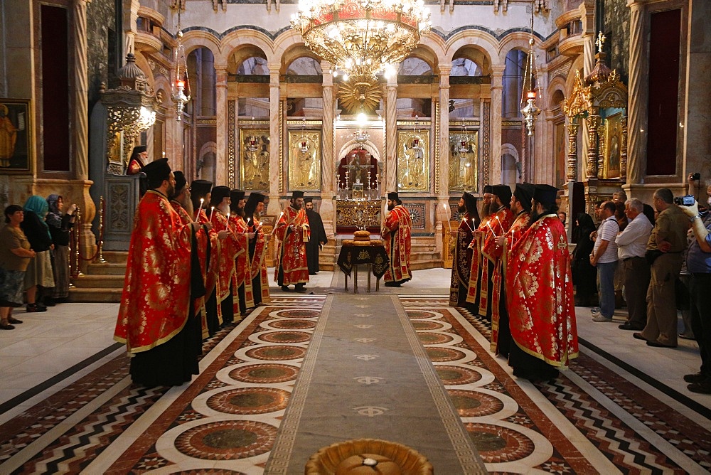 The Greek Orthodox catholicon, Orthodox Mass, Holy Sepulchre Church, Jerusalem, Israel, Middle East