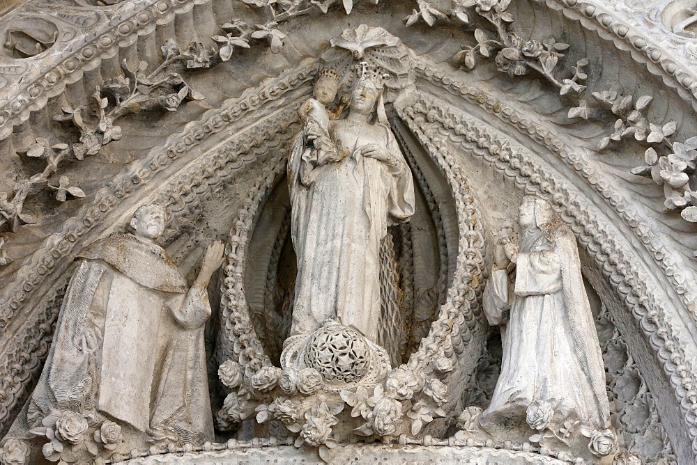 Virgin and Child flanked by her parents Ann and Joachim, Rosary Chapel, Sagrada Familia Basilica, Barcelona, Catalonia, Spain, Europe