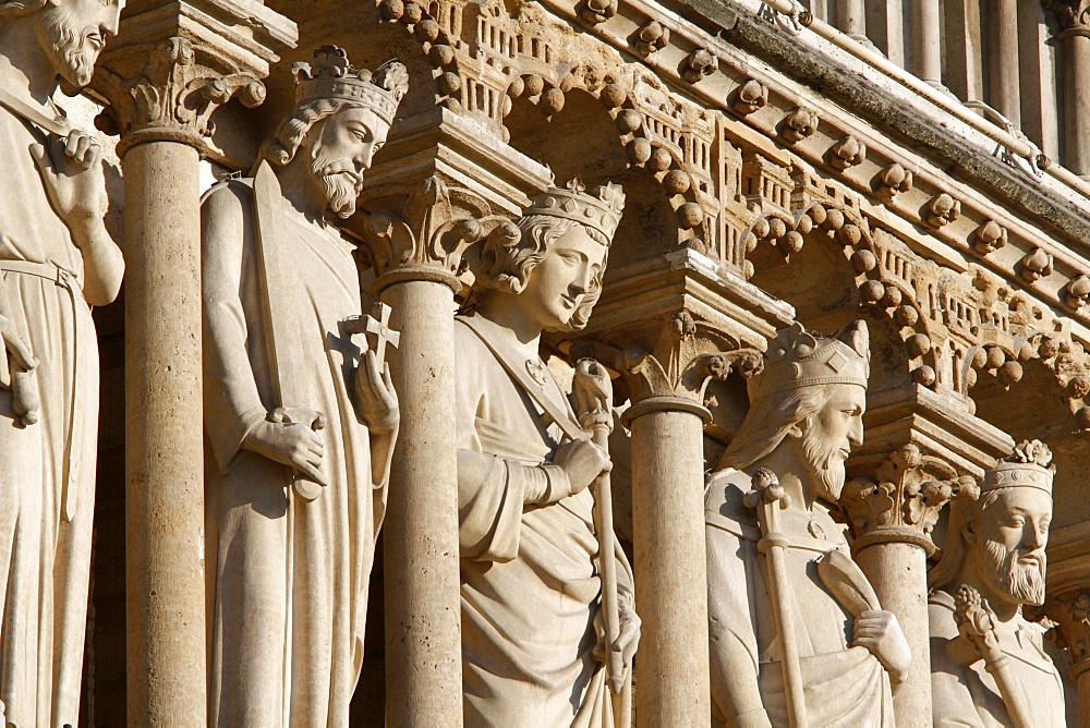 Gallery of the biblical Kings of Judah, Western Facade, Notre Dame de Paris Cathedral, Paris, France, Europe