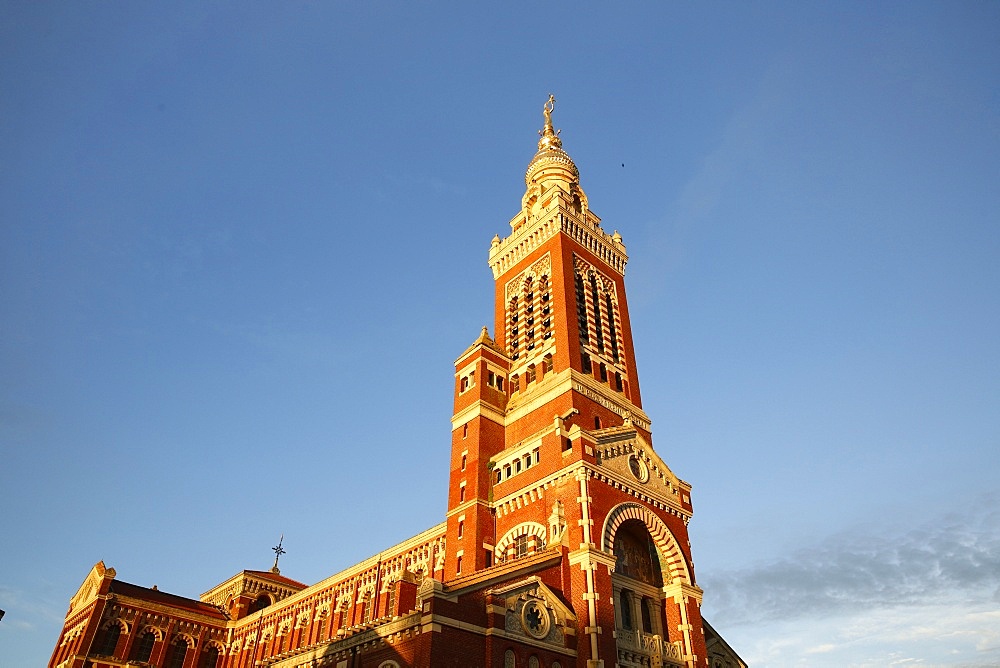 Notre Dame de Brebieres basilica, Albert, Somme, France, Europe