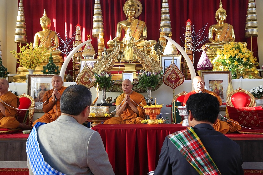 Buddhist ceremony, Wat Velouvanaram, Bussy St. George, Seine et Marne, France, Europe