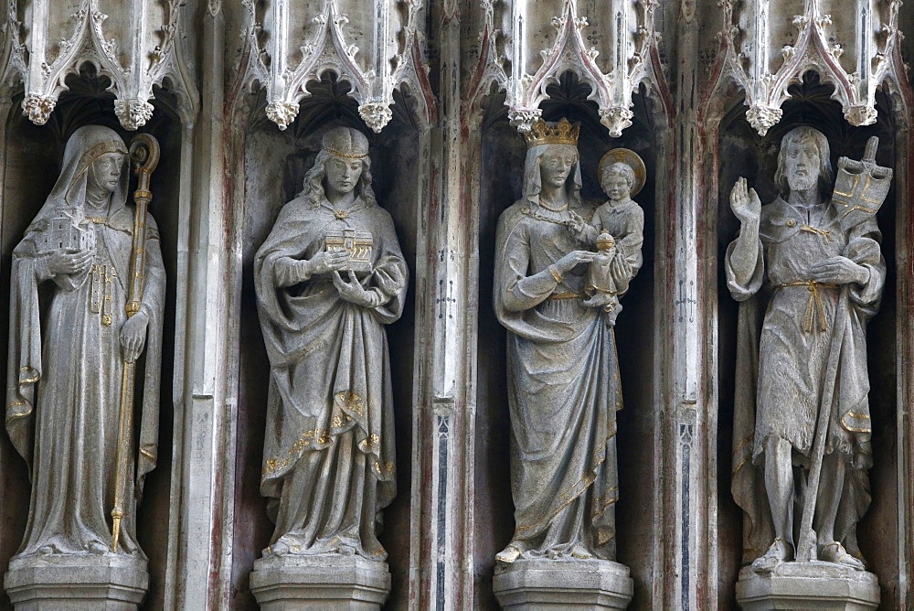 Statues in the University Church of St. Mary the Virgin, Oxford, Oxfordshire, England, United Kingdom, Europe