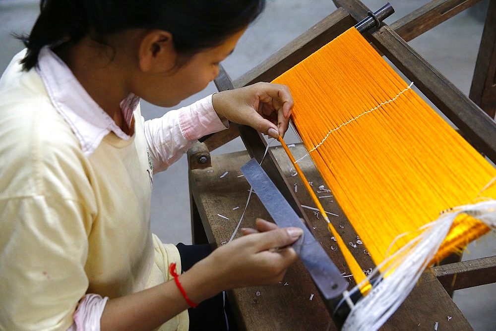 Les Artisans d'Angkor silk workshop, Cambodia, Indochina, Southeast Asia, Asia