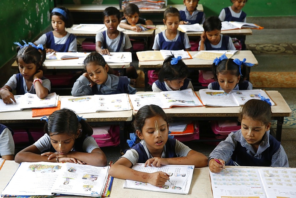 Sandipani Muni School for needy girls run by Food for Life, Vrindavan, Uttar Pradesh, India, Asia