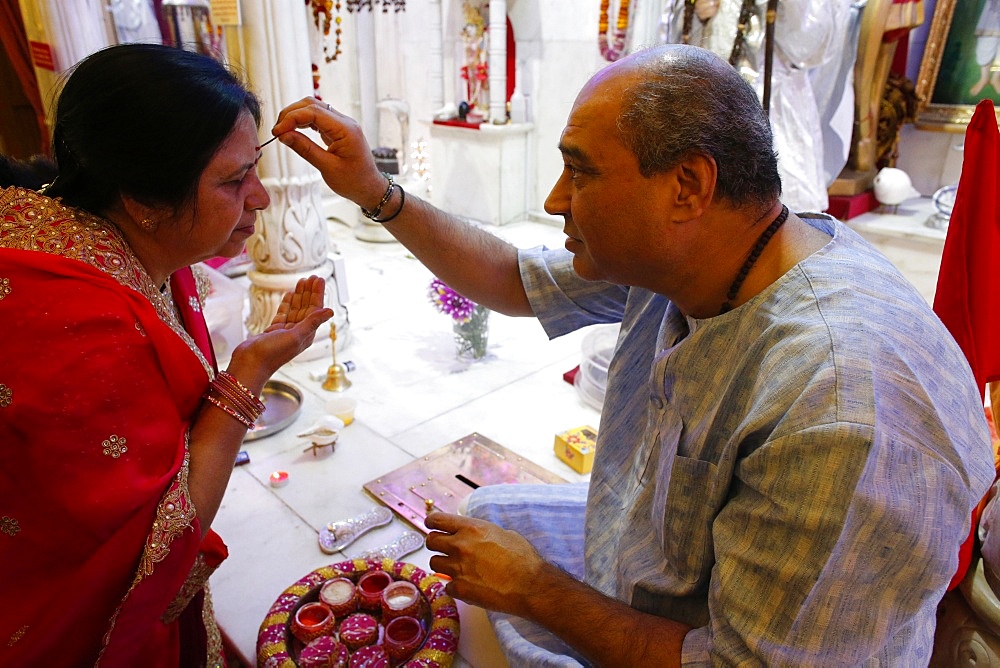 Diwali Puja, Jalaram Prathna Hindu temple, Leicester, Leicestershire, England, United Kingdom, Europe