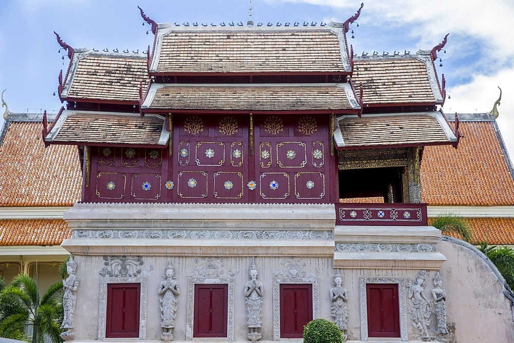 Wat Chedi Luang, Chiang Mai, Thailand, Southeast Asia, Asia