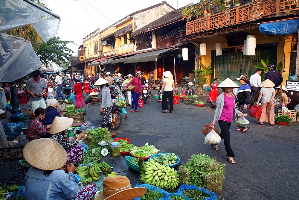 Fruit and vegetable vendors at the Central Market, Hoi An, Vietnam, Indochina, Southeast Asia, Asia