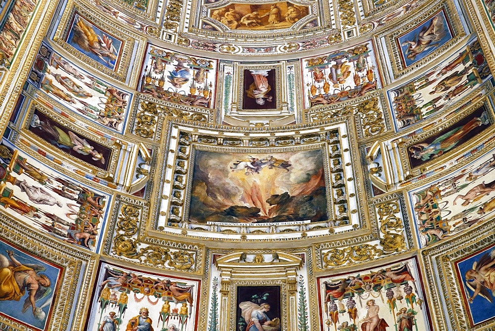 Frescoes on the ceiling of the Gallery of Maps, Vatican Museum, Rome, Lazio, Italy, Europe