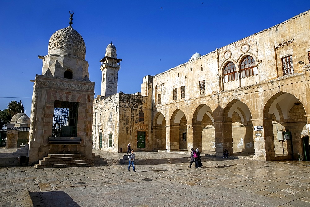 Shrines on the Haram esh-Sharif (Al Aqsa compound) (Temple Mount), UNESCO World Heritage Site, Jerusalem, Israel, Middle East