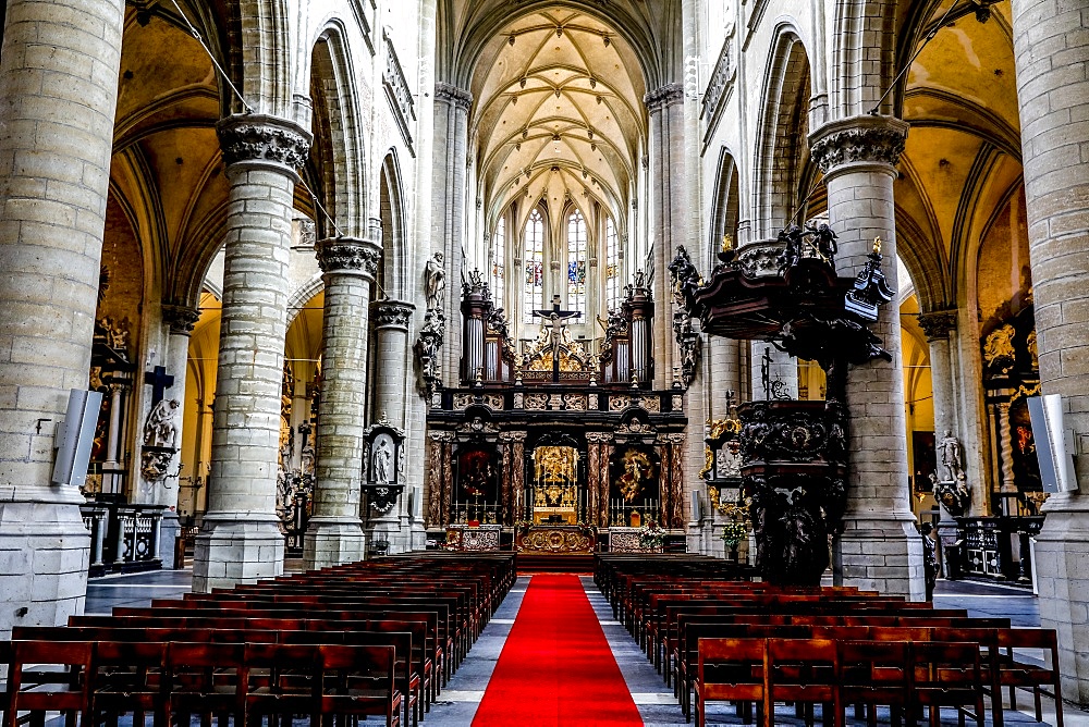 Nave, St. James's Catholic Church, Antwerp, Belgium, Europe