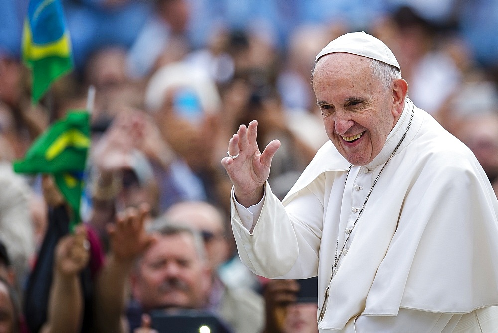 Pope Francis arrives for his weekly general audience in St. Peter's Square at the Vatican, Rome, Lazio, Italy, Europe