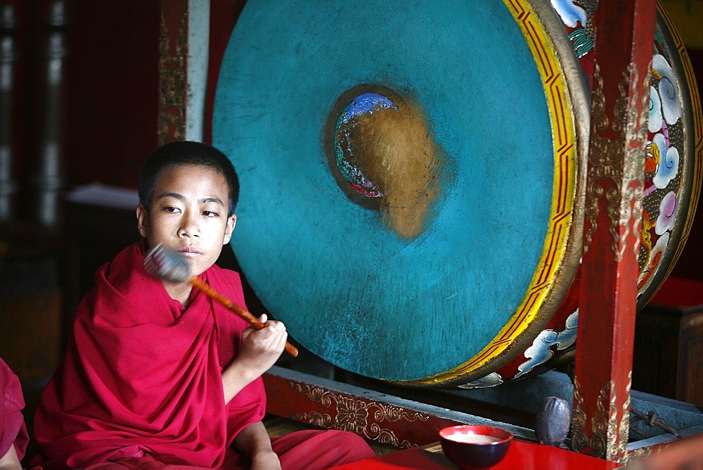 Buddhist ceremony, Swayambhunath temple, Kathmandu, Nepal, Asia