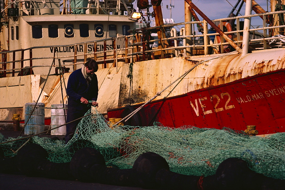 Net mending, Westmanna Island, Iceland, Polar Regions