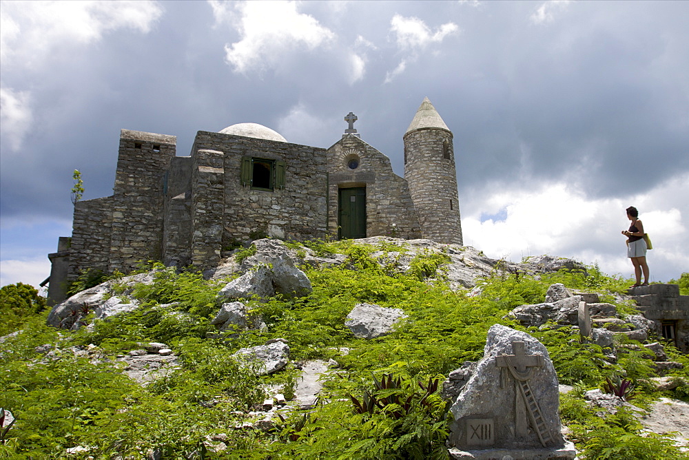 The Church of the Hermit on Como Hill, the highest point of the Bahamas, near the ruins of the Henry Hawkins Armbrister house, the greatest plantation of Cat island, Bahamas, West Indies, Caribbean, Central America