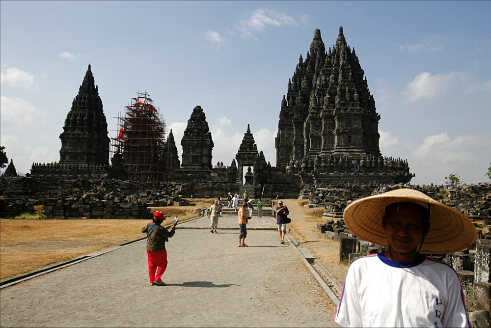 A souvenir seller in front of the Prambanan temple, UNESCO World Heritage Site, Java, Indonesia, Southeast Asia, Asia