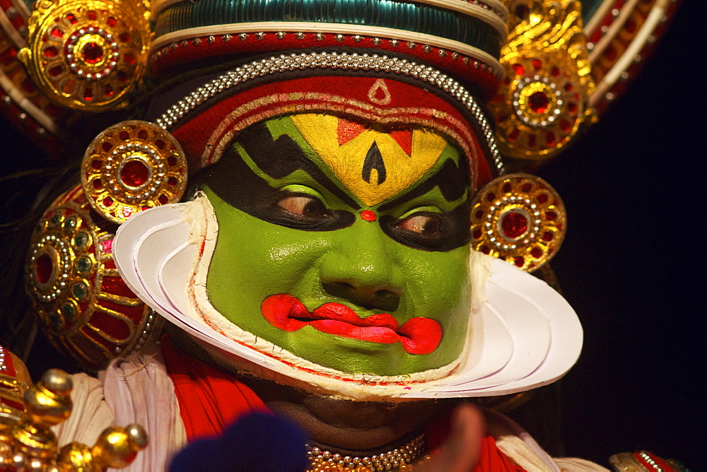 Spectacle of Kutiyattam, Indian theater in Kochi, Kerala, India, Asia