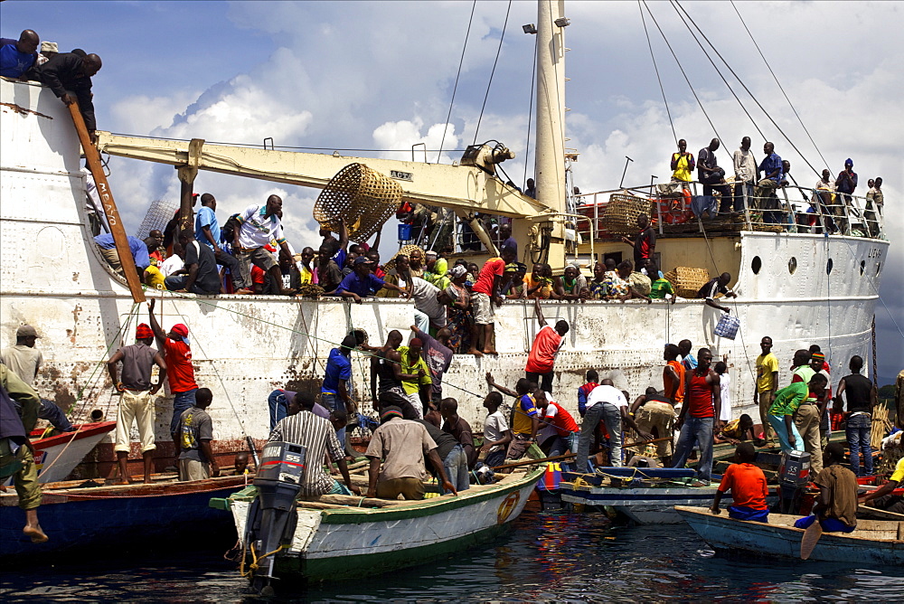 People and goods embarking at the stop-over in a village on Tanzanian side of Lake Tanganyika, Tanzania, East Africa, Africa