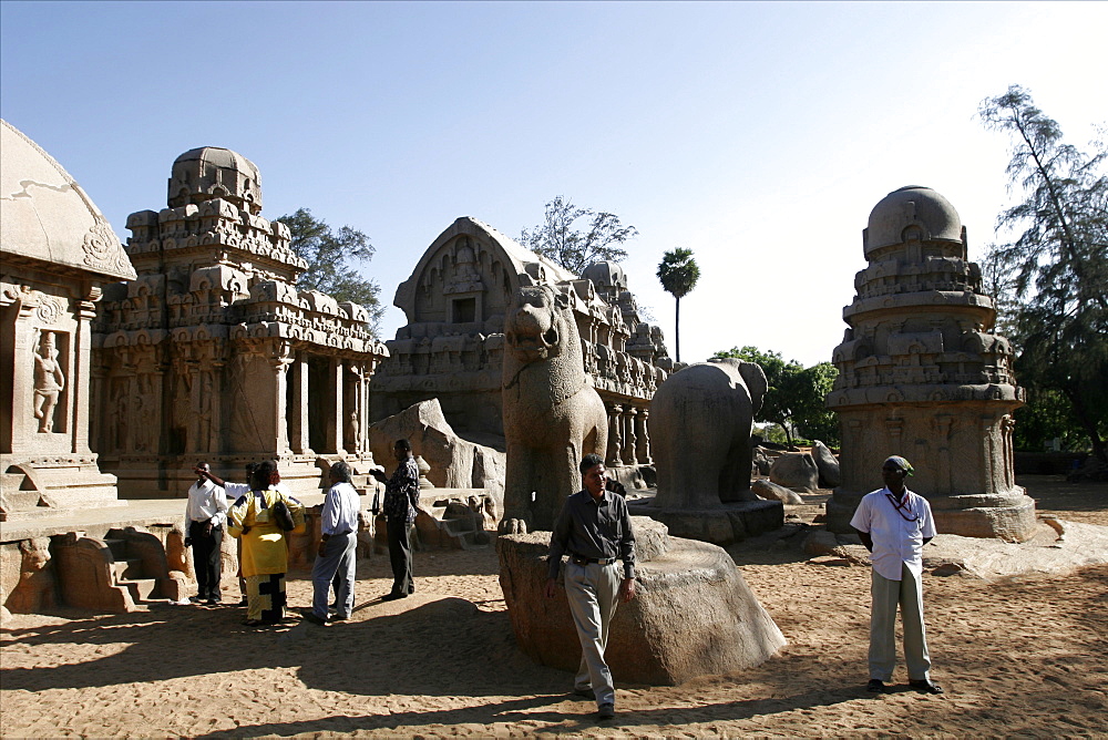 The garden of the sculptures in Mahabalipuram, UNESCO World Heritage Site, Tamil Nadu, India, Asia