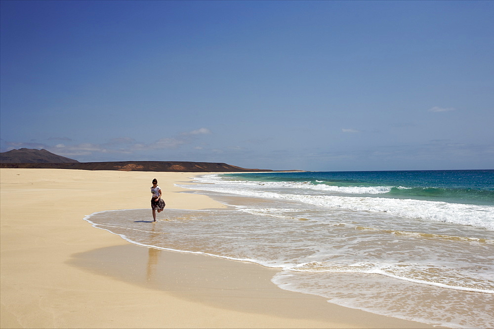 The beach of Praia de Chavez, west coast of Boa Vista island, Cape Verde Islands, Atlantic, Africa