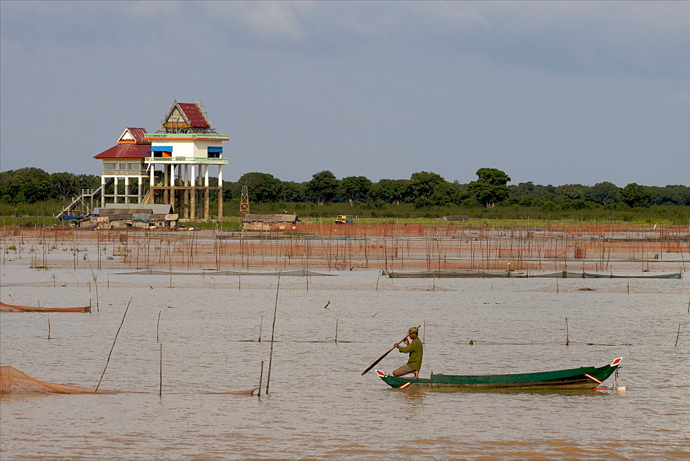 The floating temple of Kompong Phluk, Lake Tonle Sap, Cambodia, Indochina, Southeast Asia, Asia