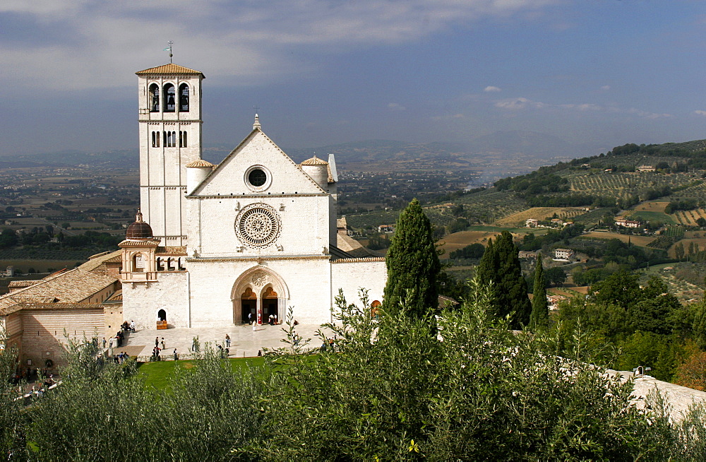 The San Francesco Basilica, UNESCO World Heritage Site, Assisi, Umbria, Italy, Europe