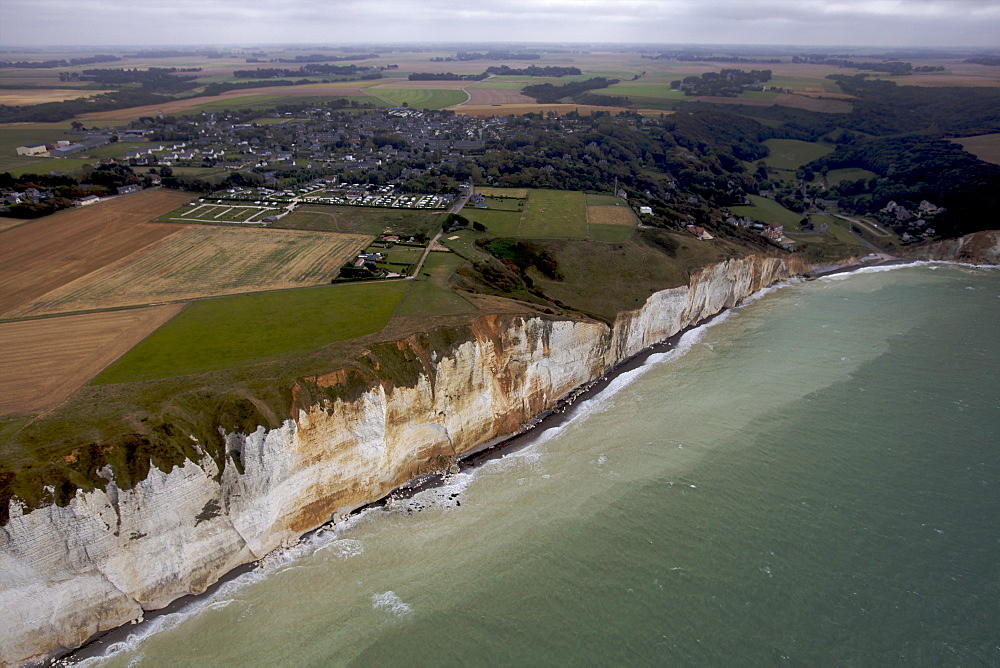 Limestone clliffs in the area of Etretat on the Alabaster Coast, Seine Maritime, Normandy, France, Europe