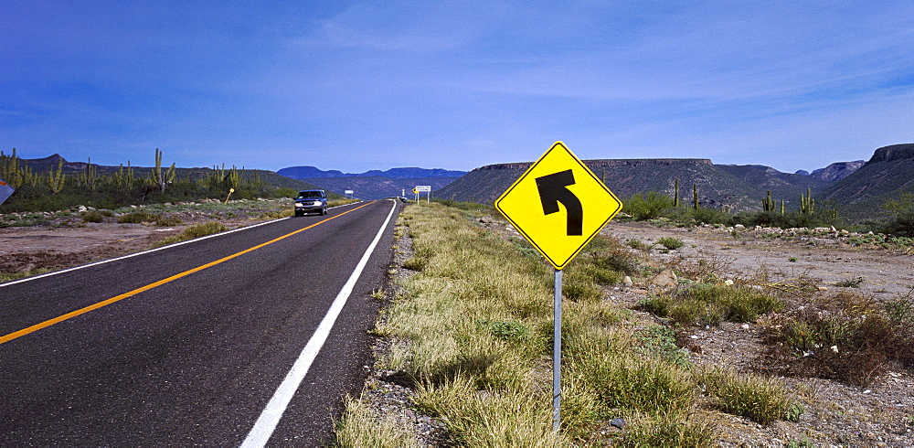 Rio el Novillo, Mexican Federal Highway No. 1, running 1711 km along the Baja California Peninsula from Cabo San Lucas in the south to Tijuana in the north, Mexico, North America