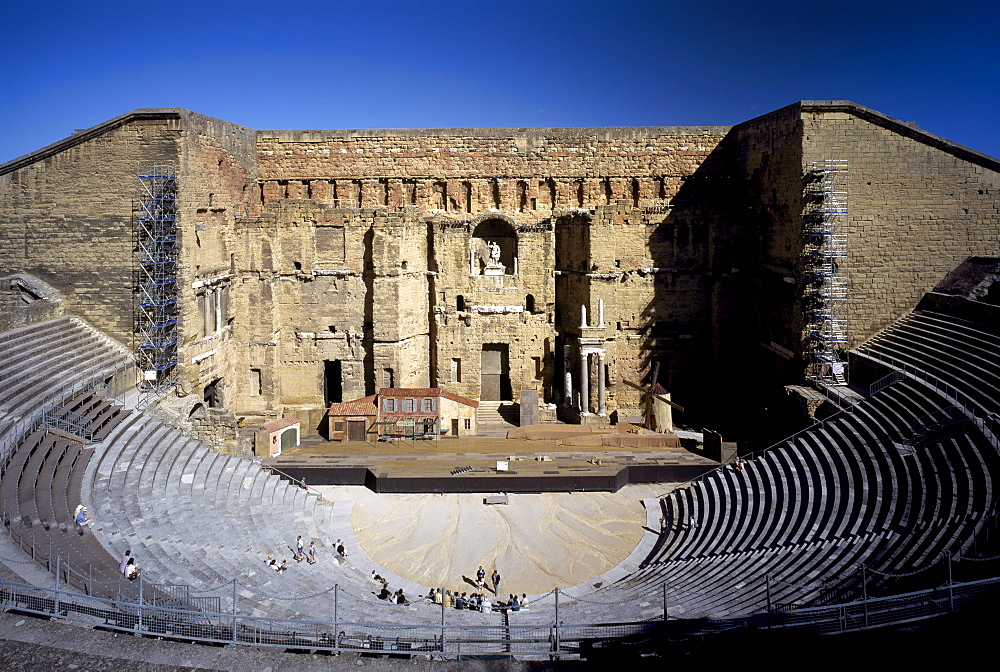 Roman amphitheatre, UNESCO World Heritage Site, Orange, Provence, France, Europe