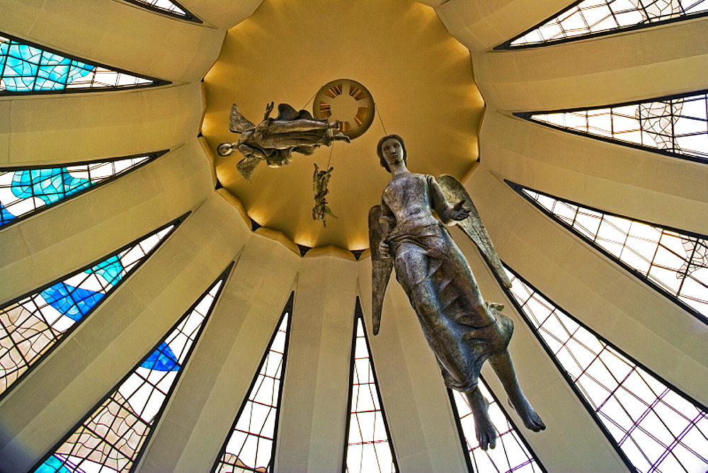 Metropolitan Cathedral (Catedral Metropolitana de BrasÃ­lia), architect Oscar Niemeyer, Brasilia, UNESCO World Heritage Site, Brazil, South America