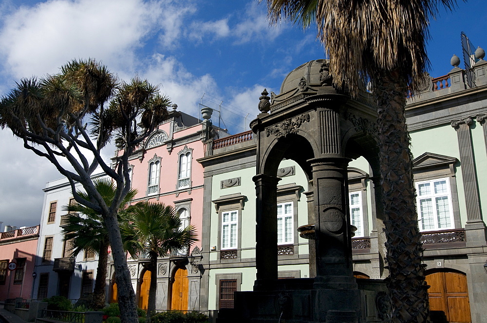 Colonial buildings in Las Palmas, Gran Canaria, Canary Islands, Spain, Europe