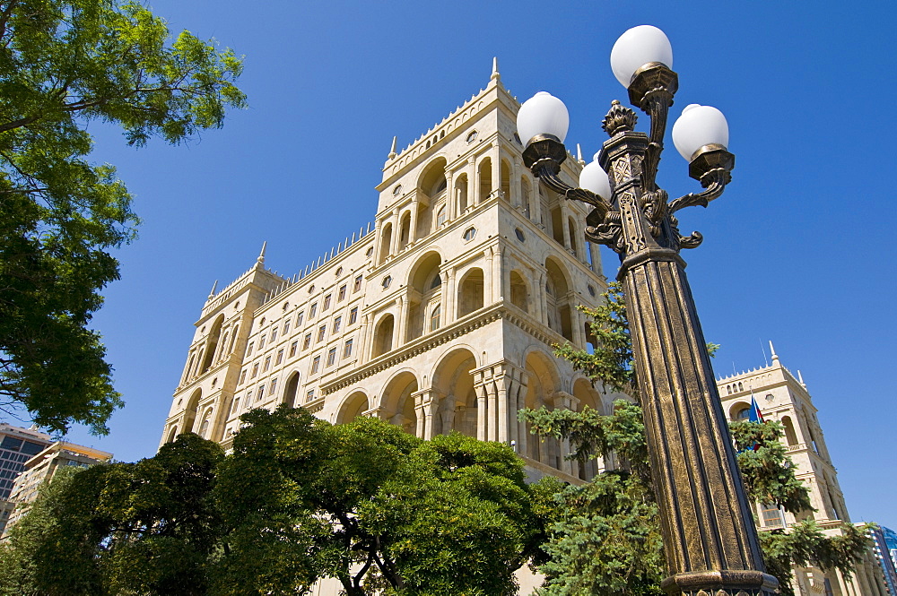 Government House (Dom Soviet), Baku, Azerbaijan, Central Asia, Asia