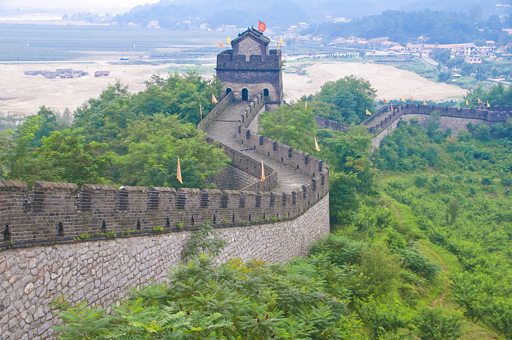 The Great Wall of China near Dandong, UNESCO World Heritage Site, bordering North Korea, Liaoning, China, Asia