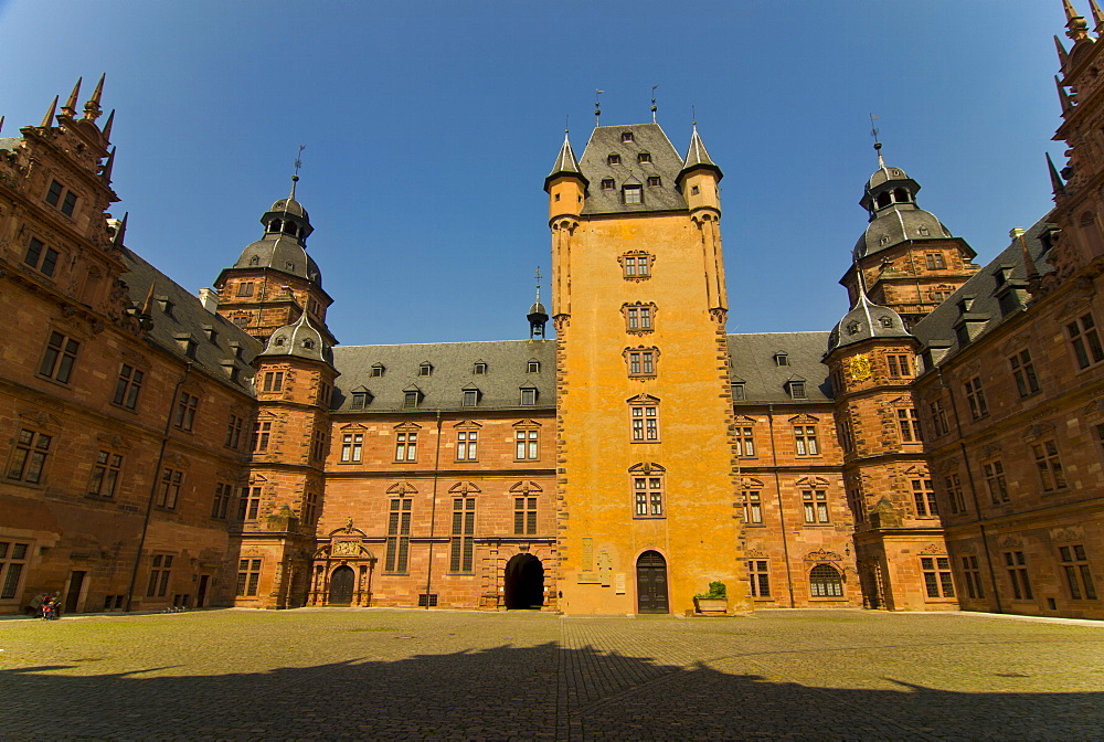 Castle Schloss Johannisburg, Aschaffenburg, Franconia, Bavaria, Germany, Europe