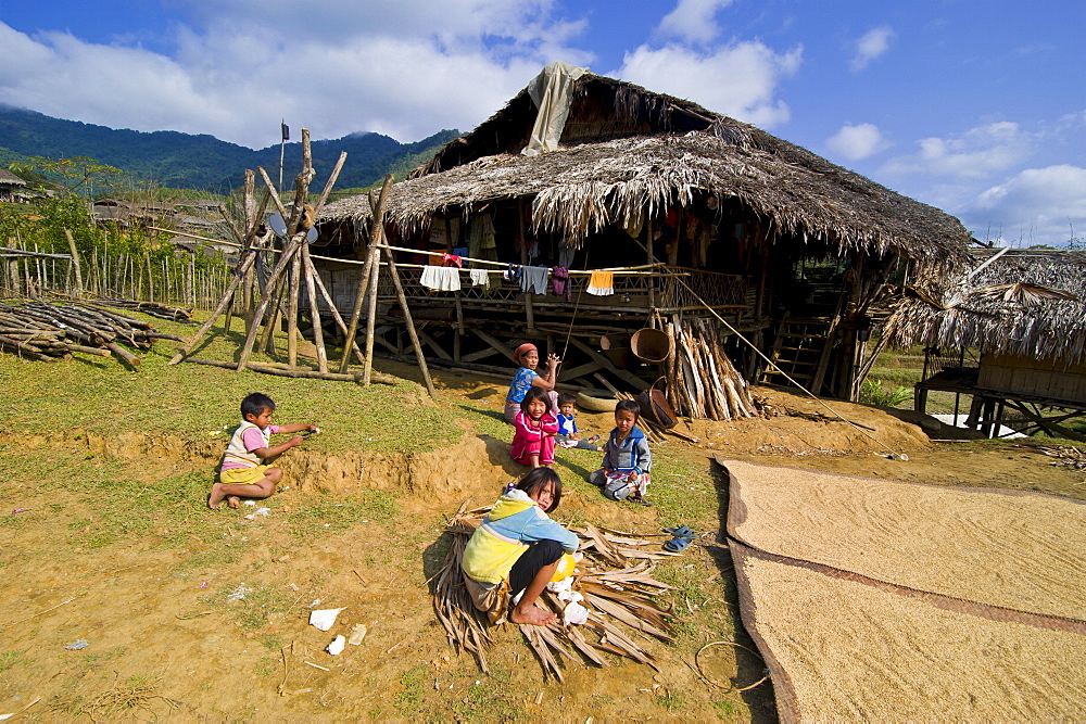 Traditional village, Paia near Along, Arunachal Pradesh, Northeast India, India, Asia