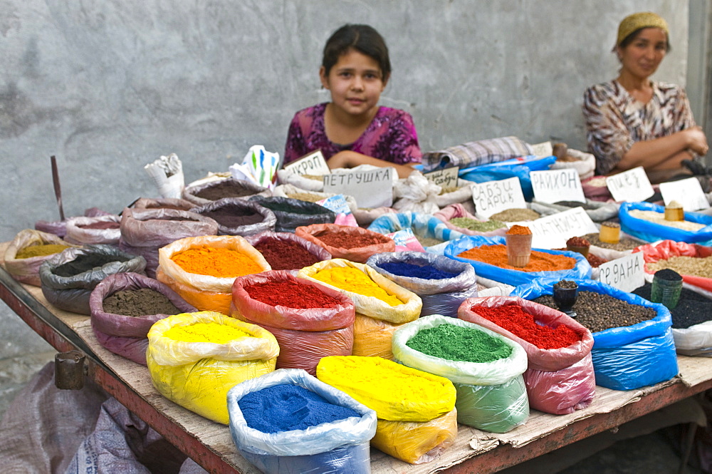 Colourful spices at market stall, Osh, Kyrgyzstan, Central Asia, Asia