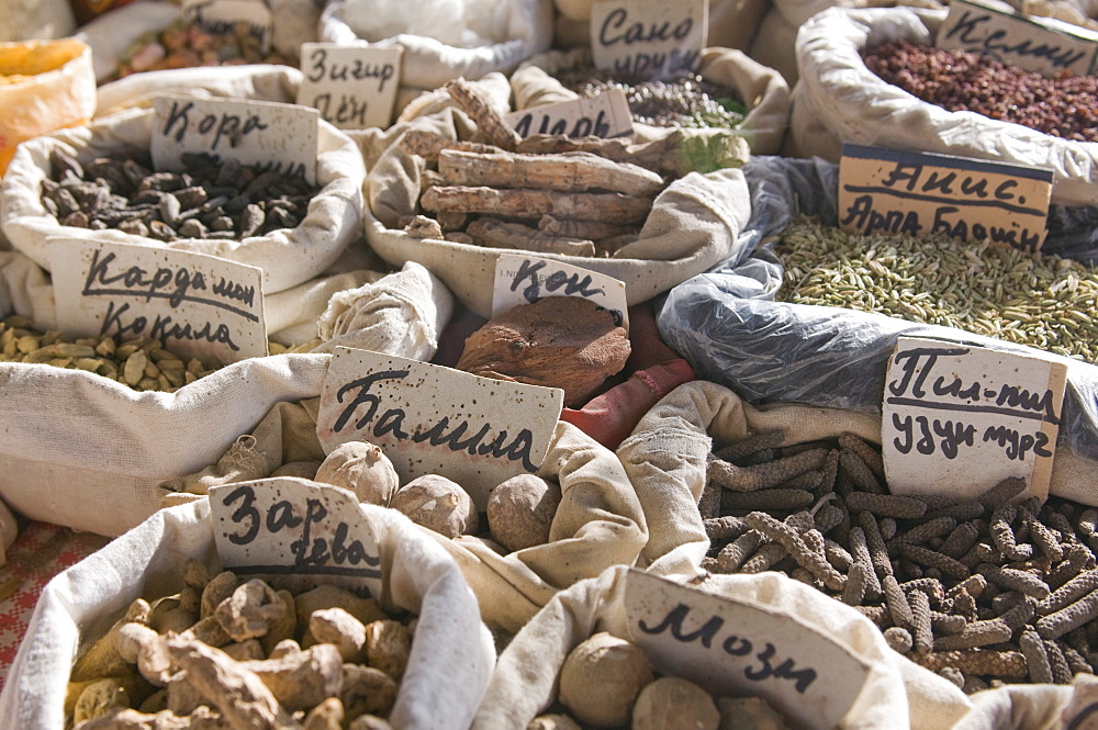 Spices for sale at a market stand, Osh, Kyrgyzstan, Central Asia, Asia