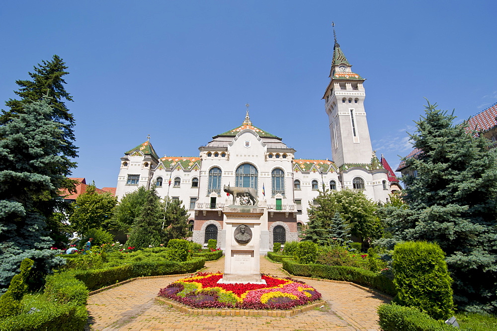 County Council Building dating from 1907, Targu Mures (Neumarkt), Transylvania, Romania, Europe