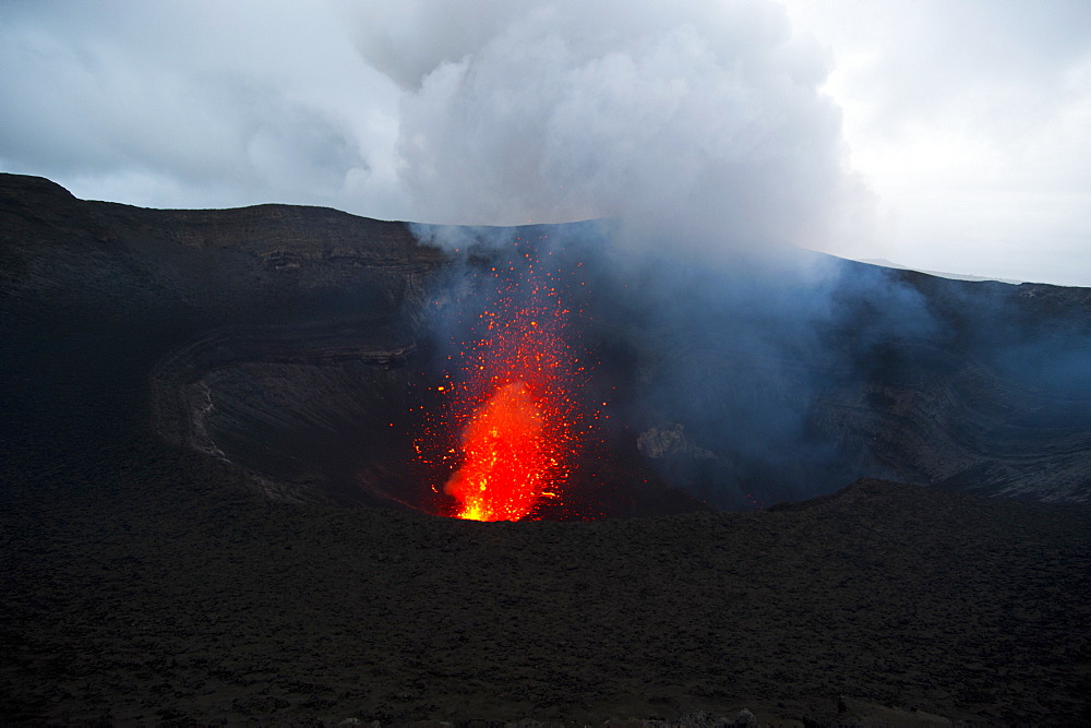 Volcano eruptions at the Volcano Yasur, Island of Tanna, Vanuatu, South Pacific, Pacific