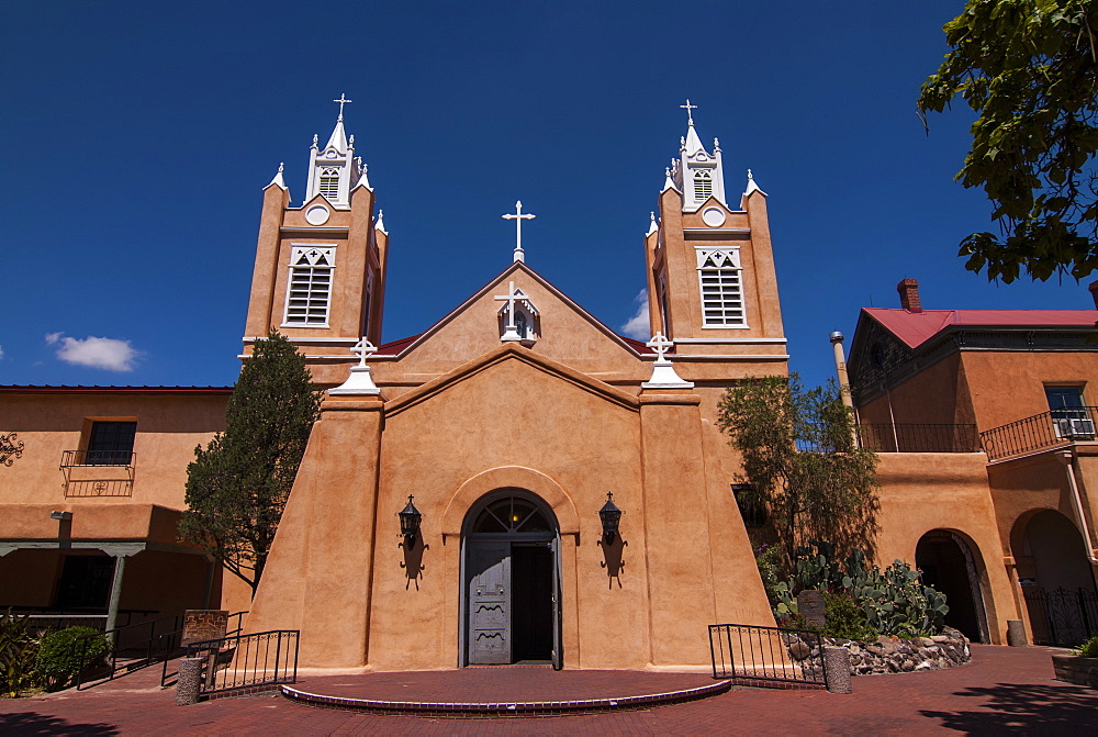 Adobe church in Albuquerque, New Mexico, United States of America, North America