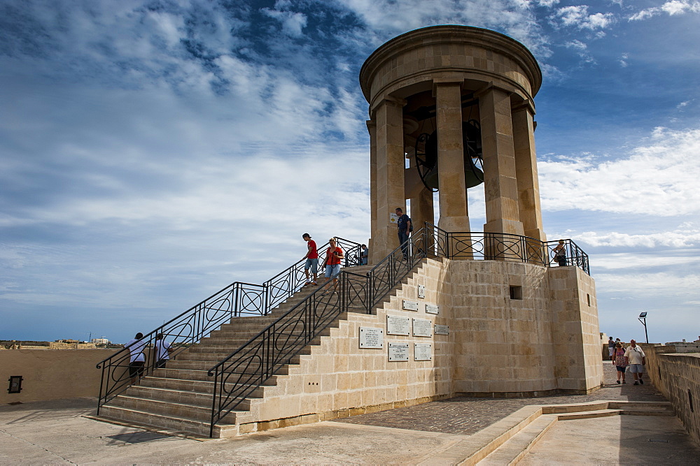 Siege Bell memorial, Valetta, UNESCO World Heritage Site, Malta, Europe 