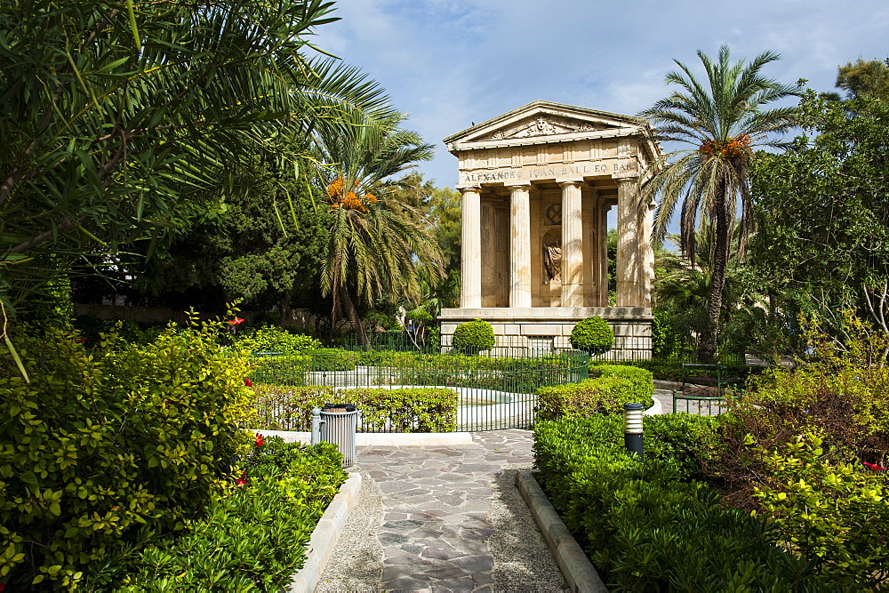 Lower Barrakka Gardens and the Alexander Ball memorial temple, Valetta, UNESCO World Heritage Site, Malta, Europe 