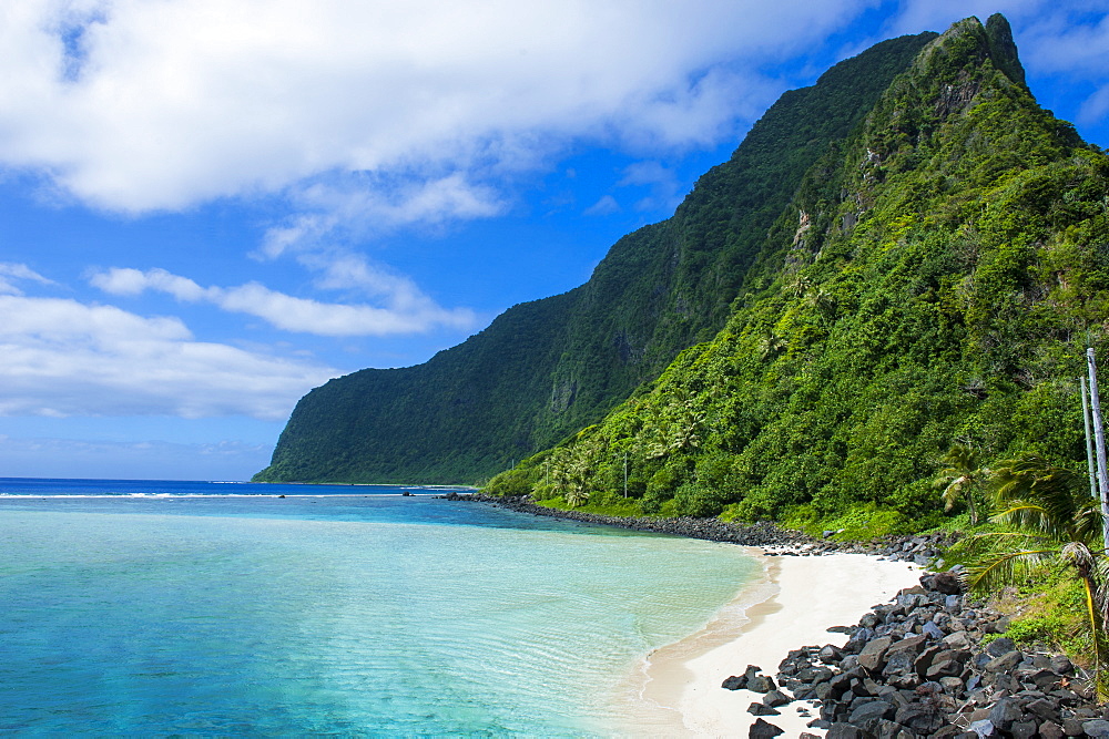 Turquoise water and white sand beach on Ofu Island, Manua Island group, American Samoa, South Pacific, Pacific